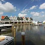Spacious On The Markermeer