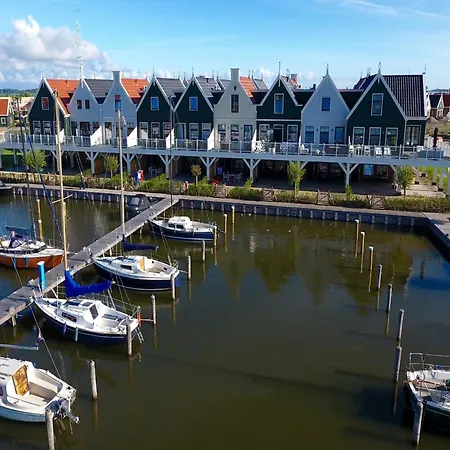 Spacious On The Markermeer Apartment *