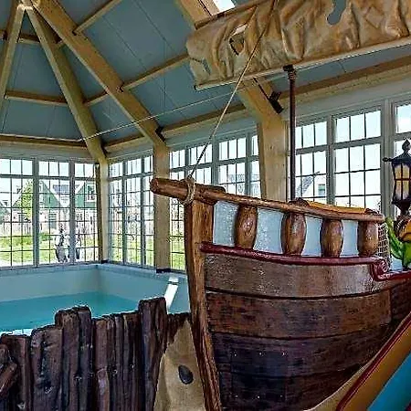 Spacious On The Markermeer Apartamento