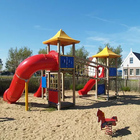 Apartment Spacious On The Markermeer