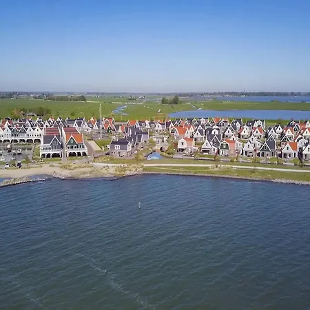 Spacious On The Markermeer *