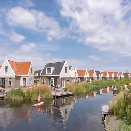 Spacious On The Markermeer Apartment Uitdam